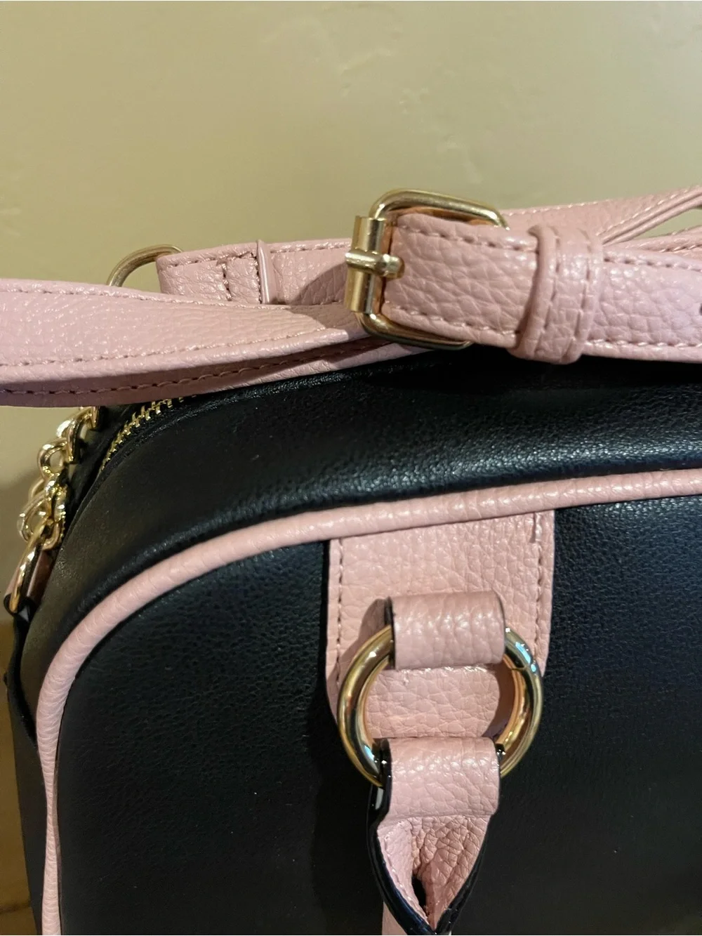 Juicy Couture structured dome
